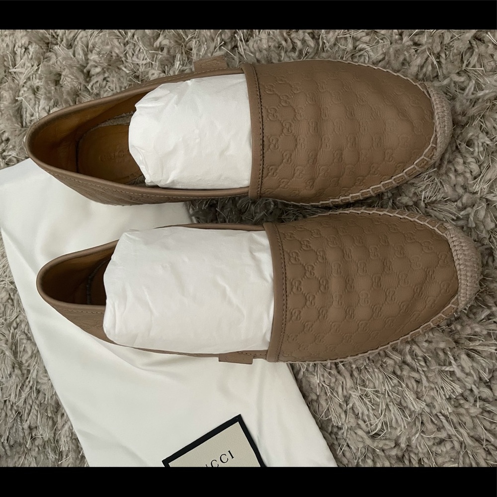 Womens Gucci espadrille tan leather size 40